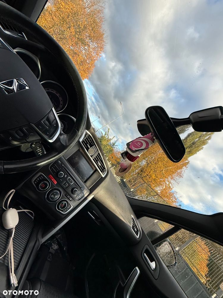Citroën DS4 1.6 e-HDi SoChic MCP - 14