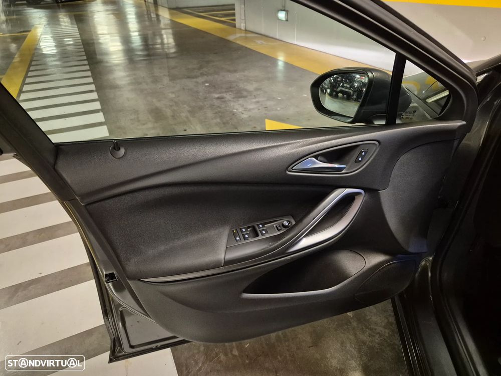 Opel Astra 1.0 Dynamic Sport S/S - 29