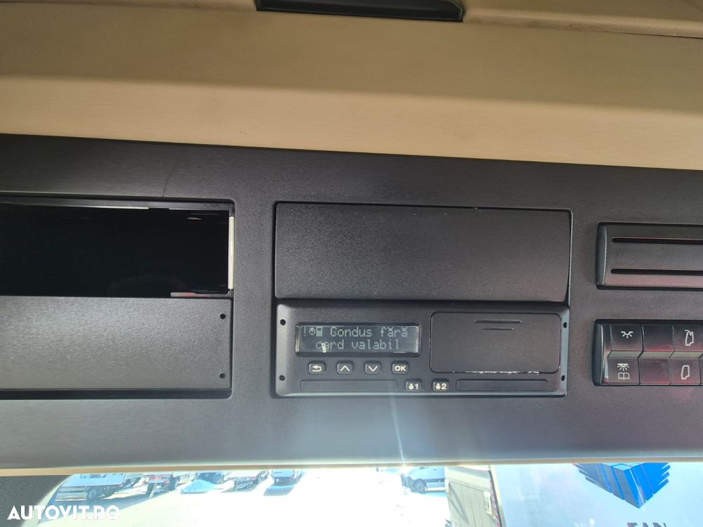 Mercedes-Benz Actors 1848 LS - 8