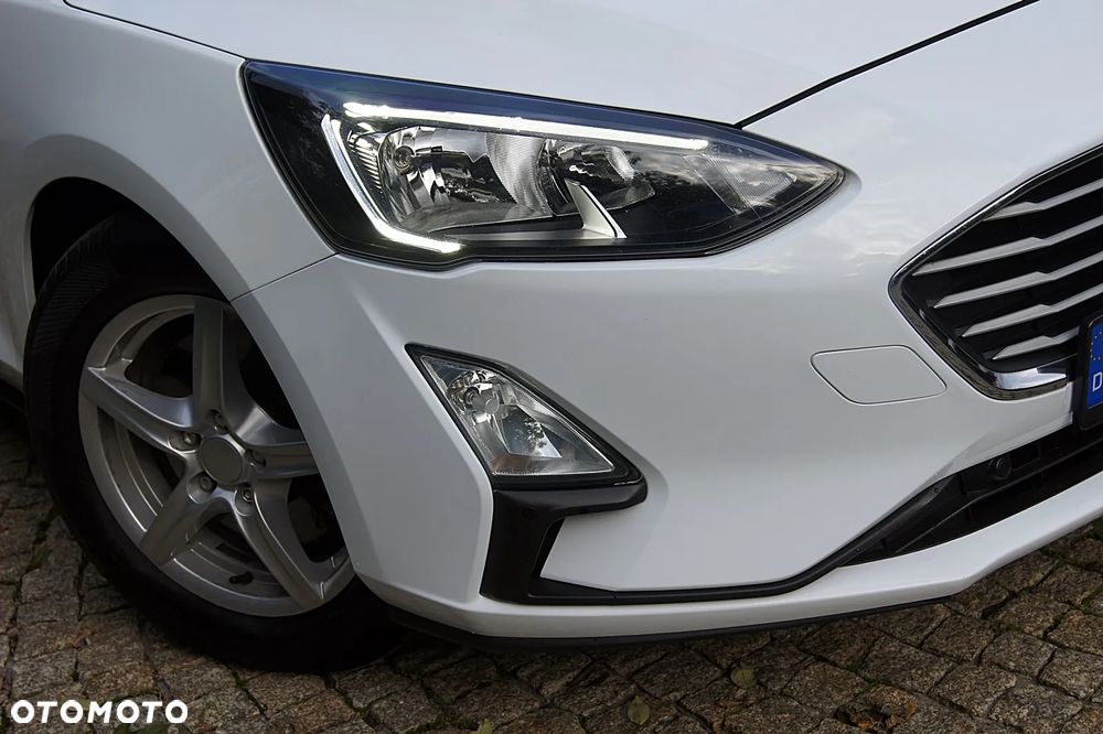Ford Focus Turnier 1.5 EcoBlue Start-Stopp-System COOL&CONNECT - 15