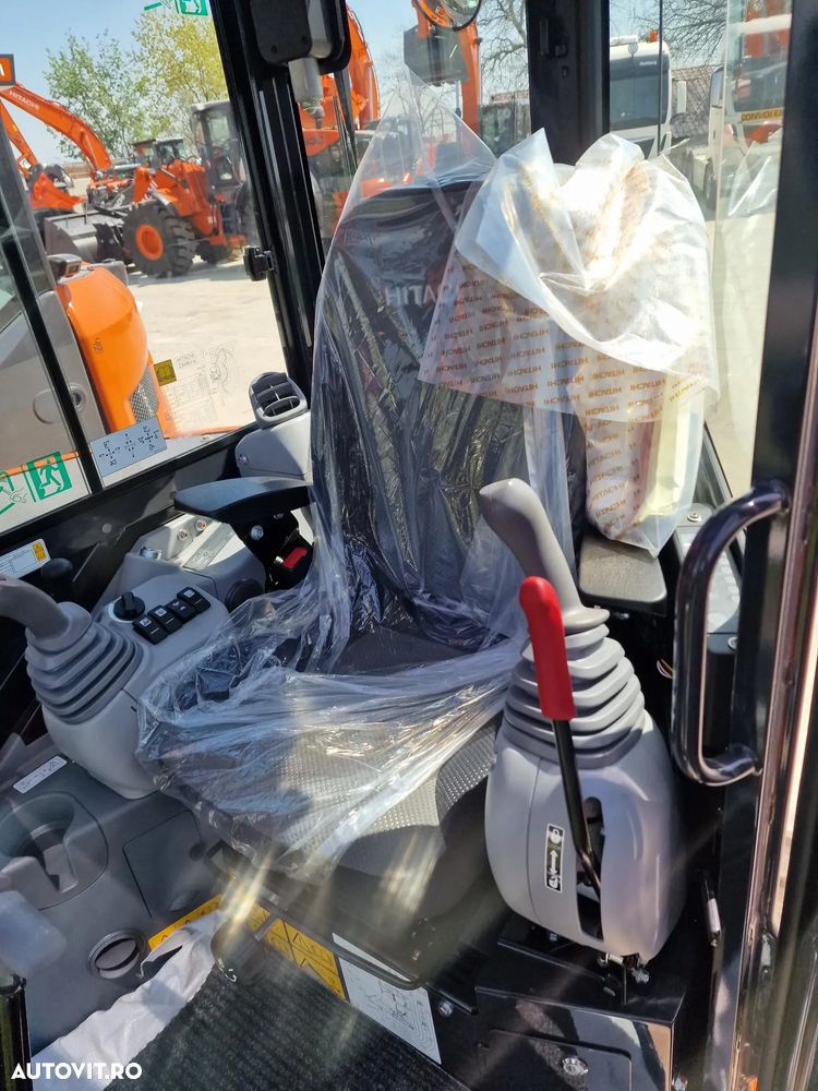 Hitachi ZX48, 5 tone, NOU, CUPLA RAPIDA+3 CUPE noi, Aer conditionat, Instalatia picon pe bratele de excavare, Computer de bord, produs in JAPONIA, posibilitate leasing 5 ani-PROMOTIE 54.500 EUR+Tva - 4