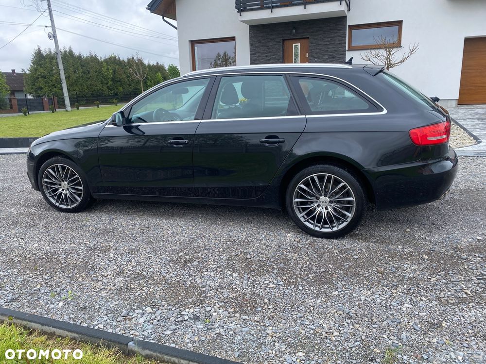 Audi A4 Avant 2.0 TDI DPF Attraction - 6