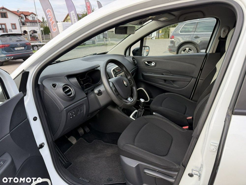 Renault Captur ENERGY TCe 120 Intens - 16