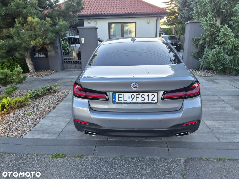 BMW Seria 5 520d mHEV - 5