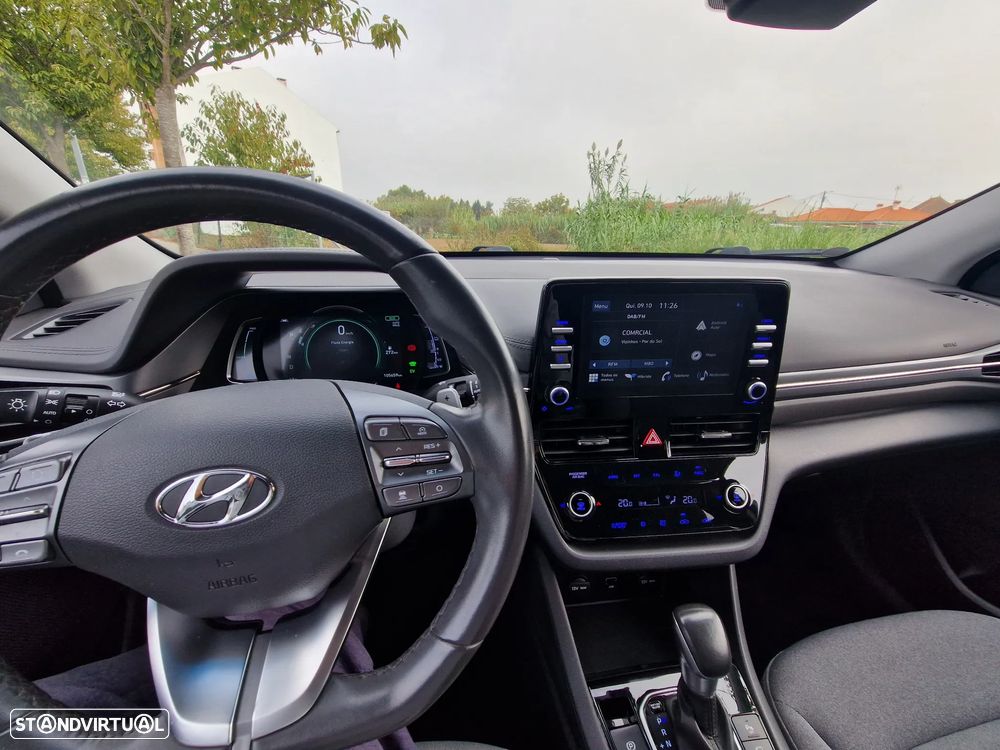 Hyundai Ioniq 1.6 GDI HEV - 16