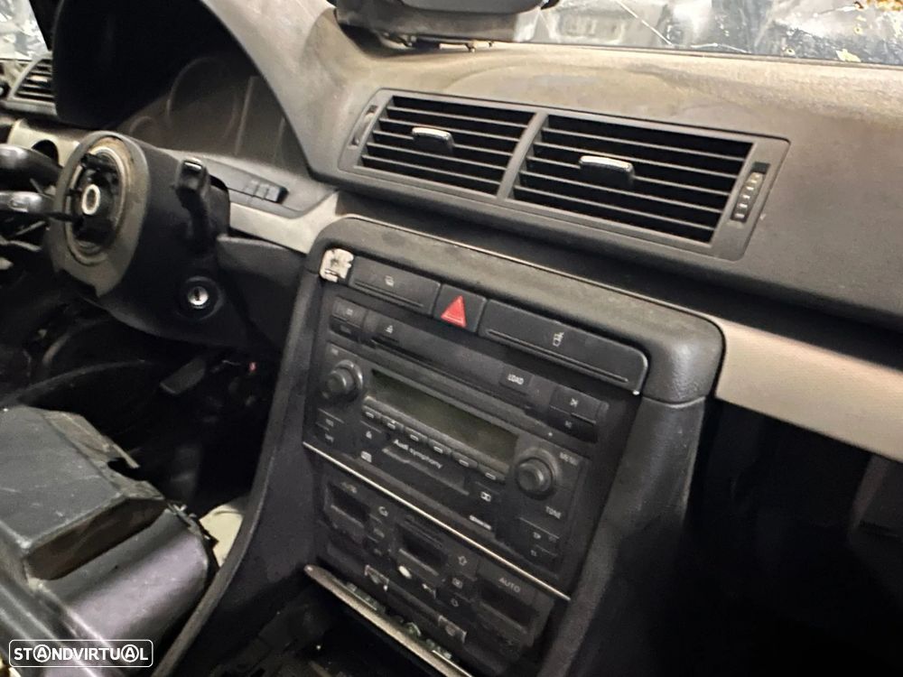 AUDI A4 B6 Avant (8E5) 2.5 TDI Diesel 163 cv / 120 kW para peças - 6