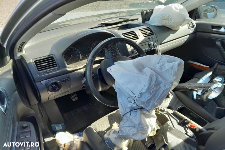 Etrier spate dreapta Volkswagen VW Golf 5 [2003 - 2009] Variant wagon - 9