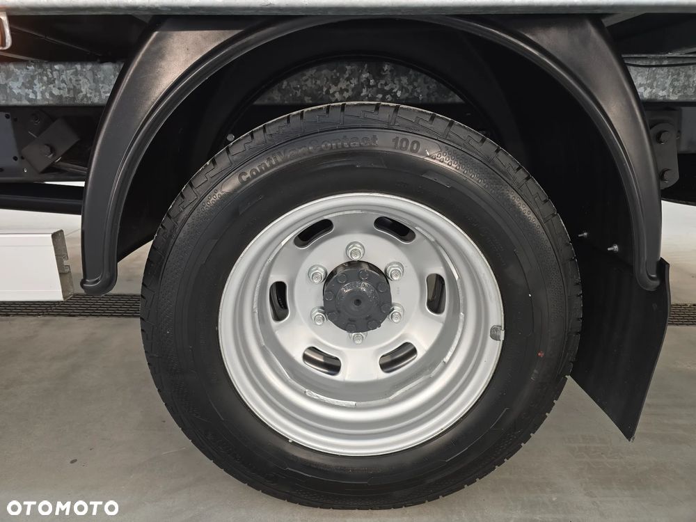 Iveco DAILY 50C18 / 35C18 DOKA SKRZYNIA DŁUGA3,81cm + SKRZYNIA NA NARZĘDZIA DEMONTOWANA HAK 3500Kg TEMPOMAT KLIMA 31 Tyś km SERWIS DO OSTATNIEGO Km ASO IVECO NA GWARANCJI - 17