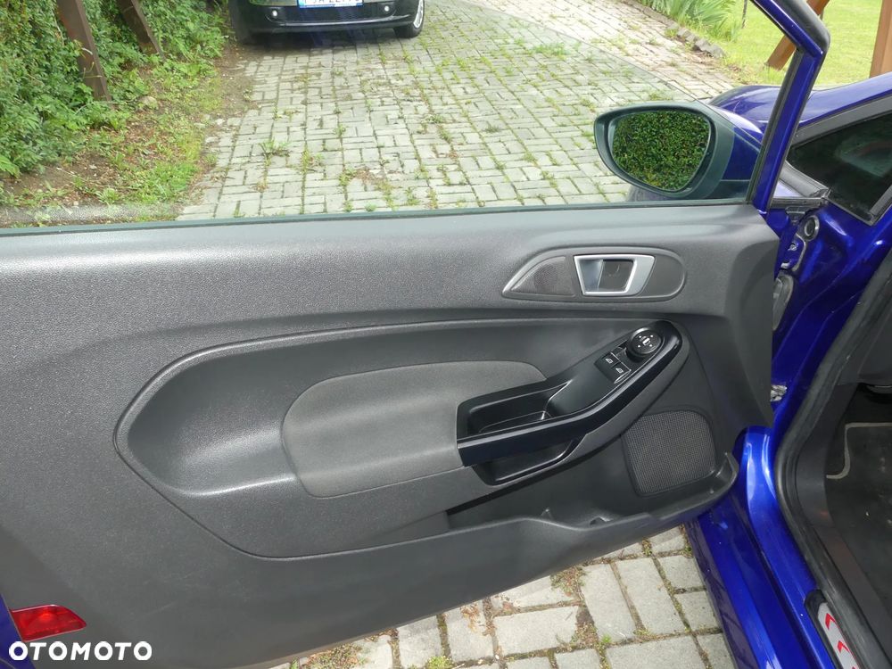 Ford Fiesta ST - 32