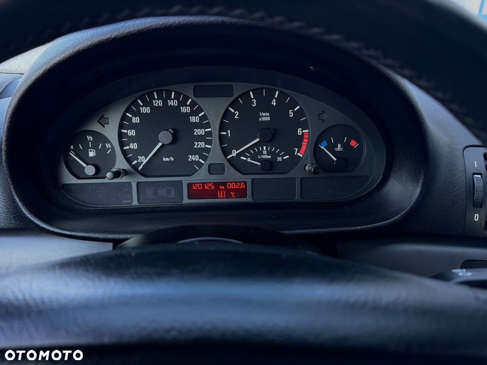 BMW Seria 3 - 15