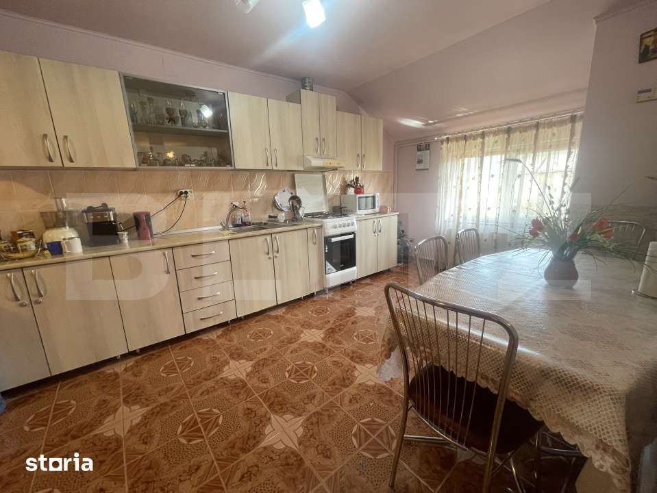 Apartament 3 camere + mansarda, 79 mp, Cartier Bradet — fotografia 3