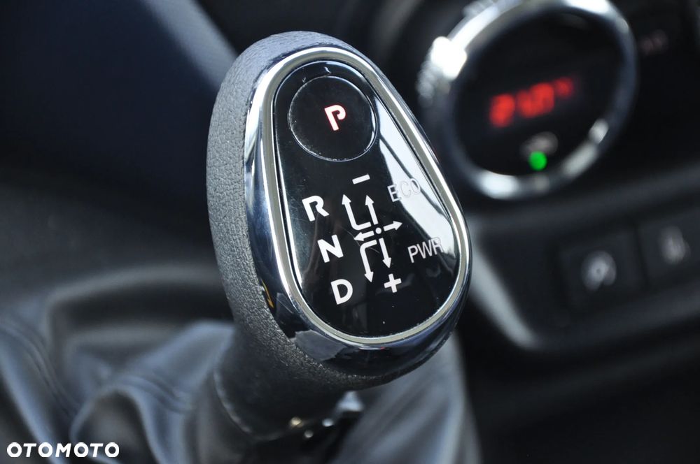 Iveco DAILY 156 KM AUTOMAT CHŁODNIA IZOTERMA KRAJOWE BEZWYPADKOWE - 29