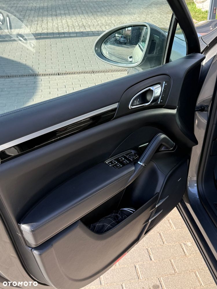 Porsche Cayenne Diesel - 12