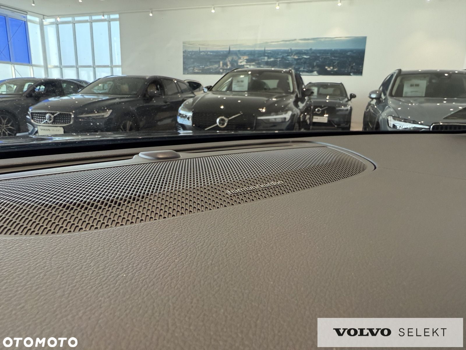 Volvo V90 Cross Country - 31