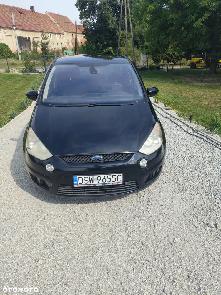 Ford S-Max 2.2 TDCi DPF Titanium - 1
