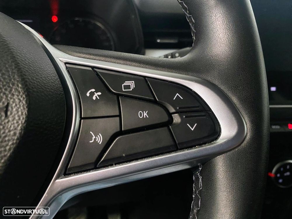 Renault Clio 1.0 TCe Limited Bi-Fuel - 19