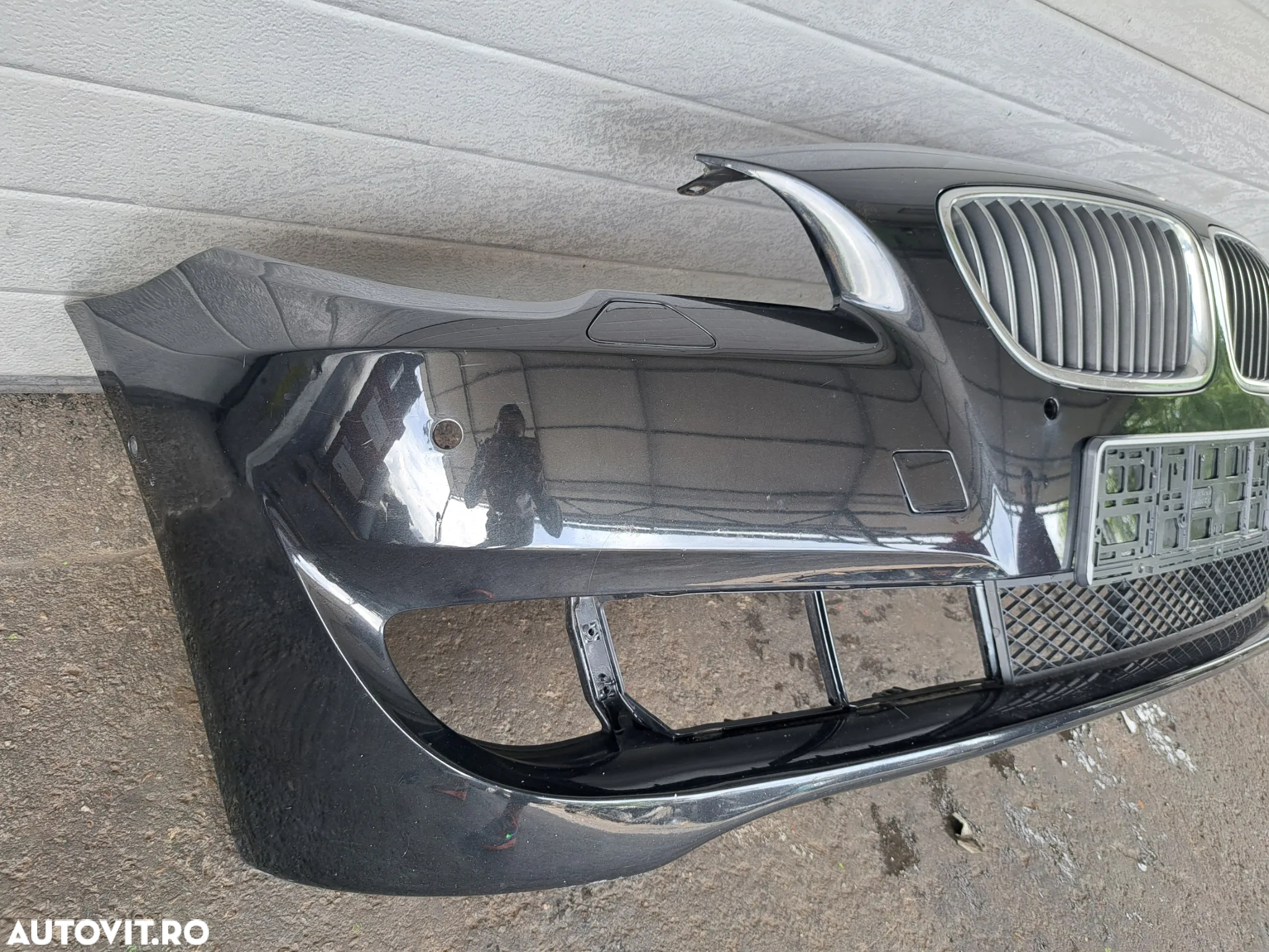 Bara fata cod culoare 475 BlackSaphire in stare buna originala BMW ( model cu PDC si camere video laterale 360 view ) Originala BMW F10 F11 F18 - 4