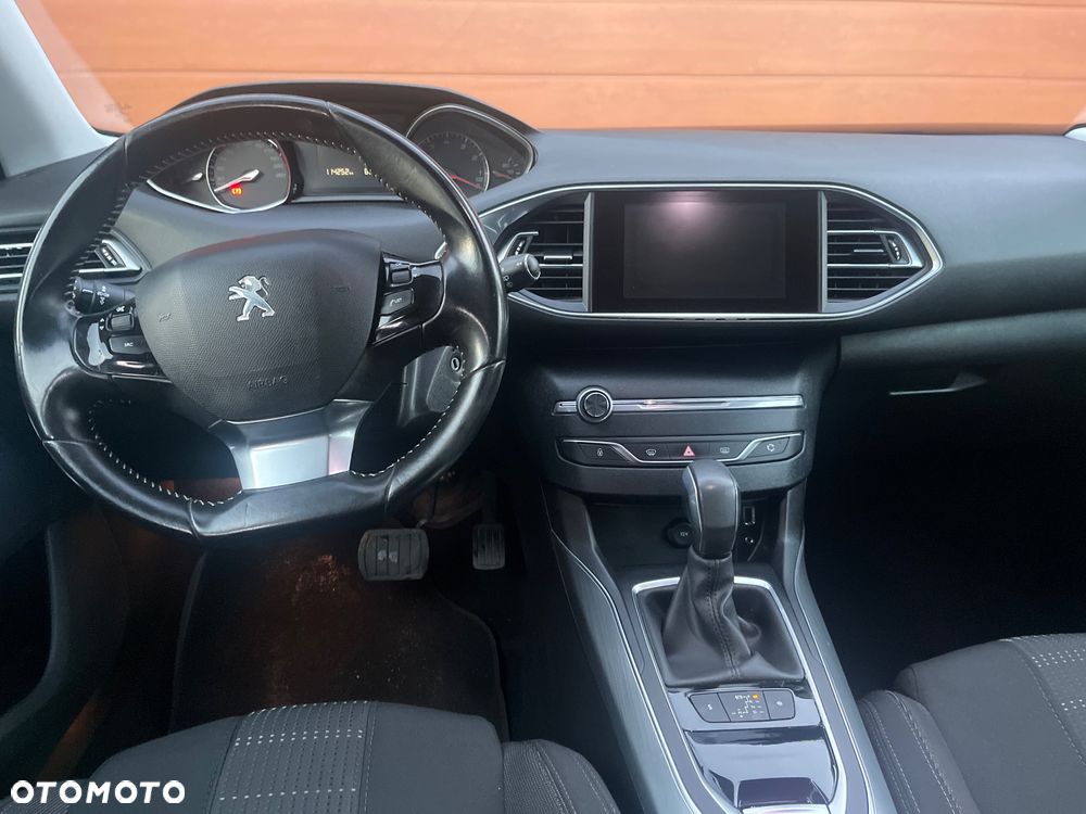 Peugeot 308 PureTech 130 EAT6 Stop & Start Allure - 17