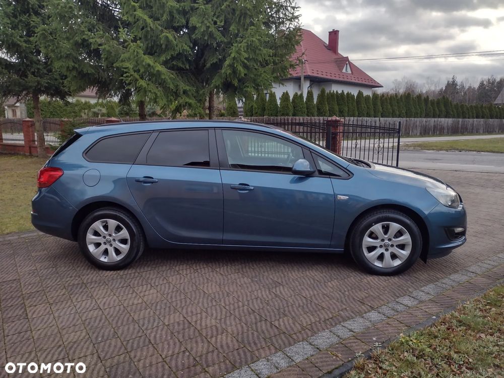 Opel Astra 1.4 Turbo Exklusiv - 9