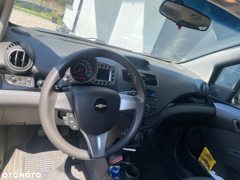 Chevrolet Spark 1.0 LS - 12