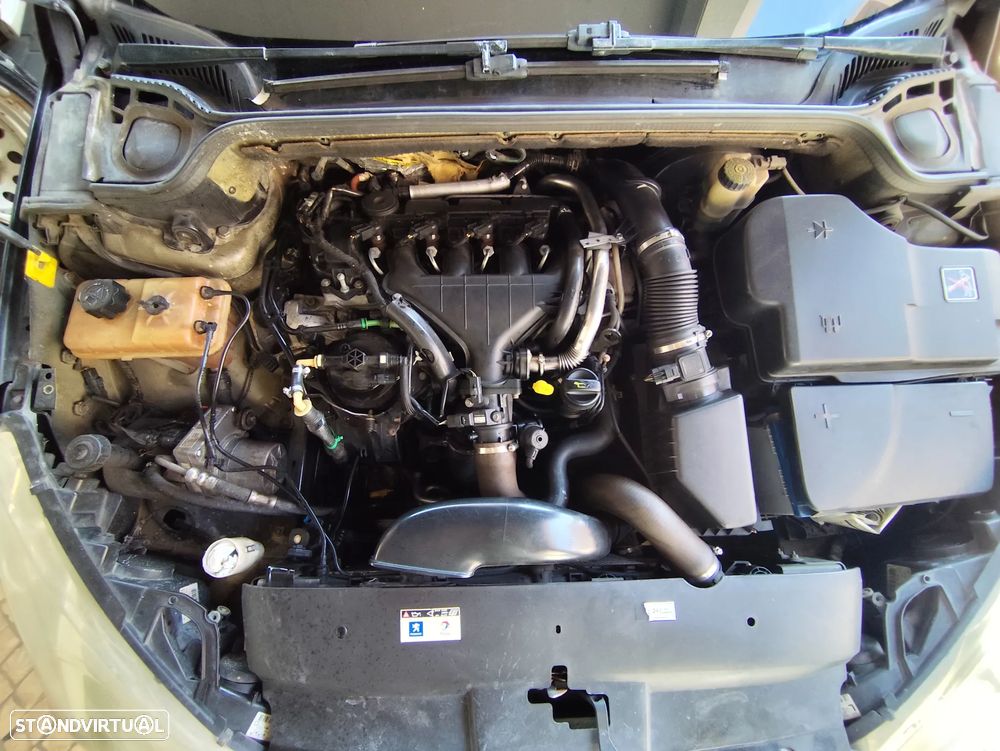 Peugeot 407 2.0 HDi Executive - 21