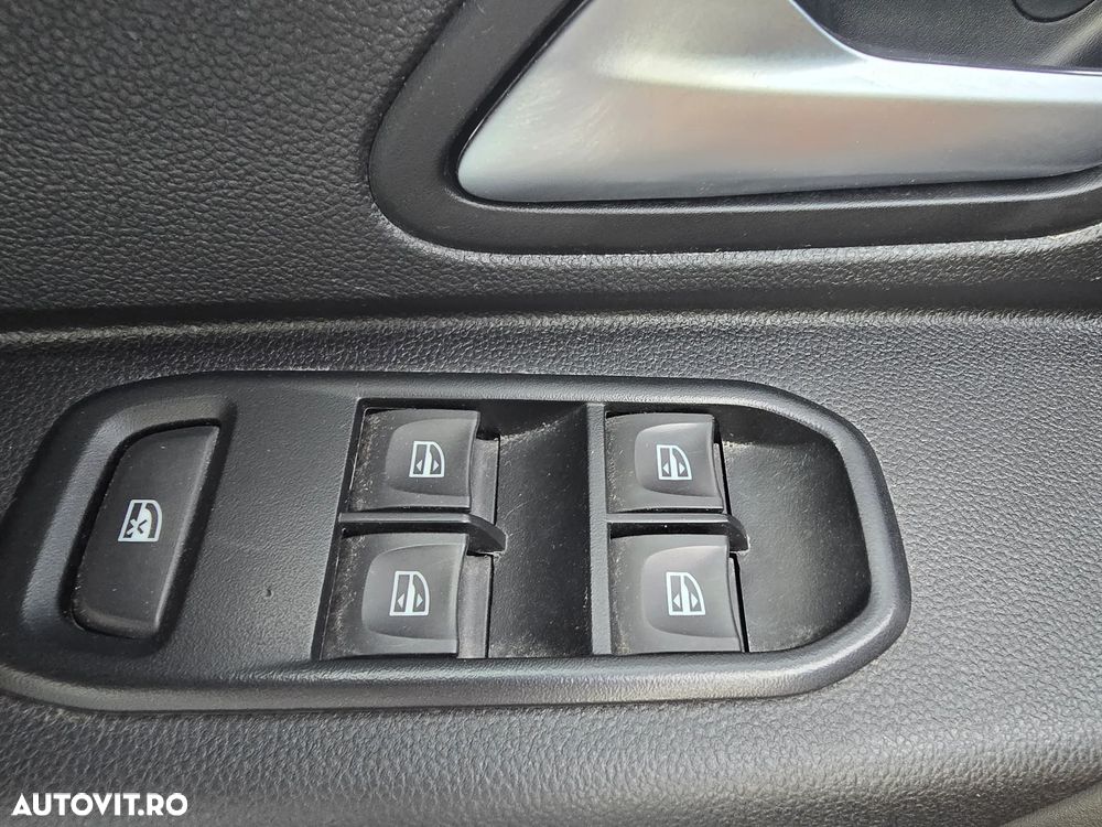 Dacia Duster Blue dCi 115 Comfort - 14