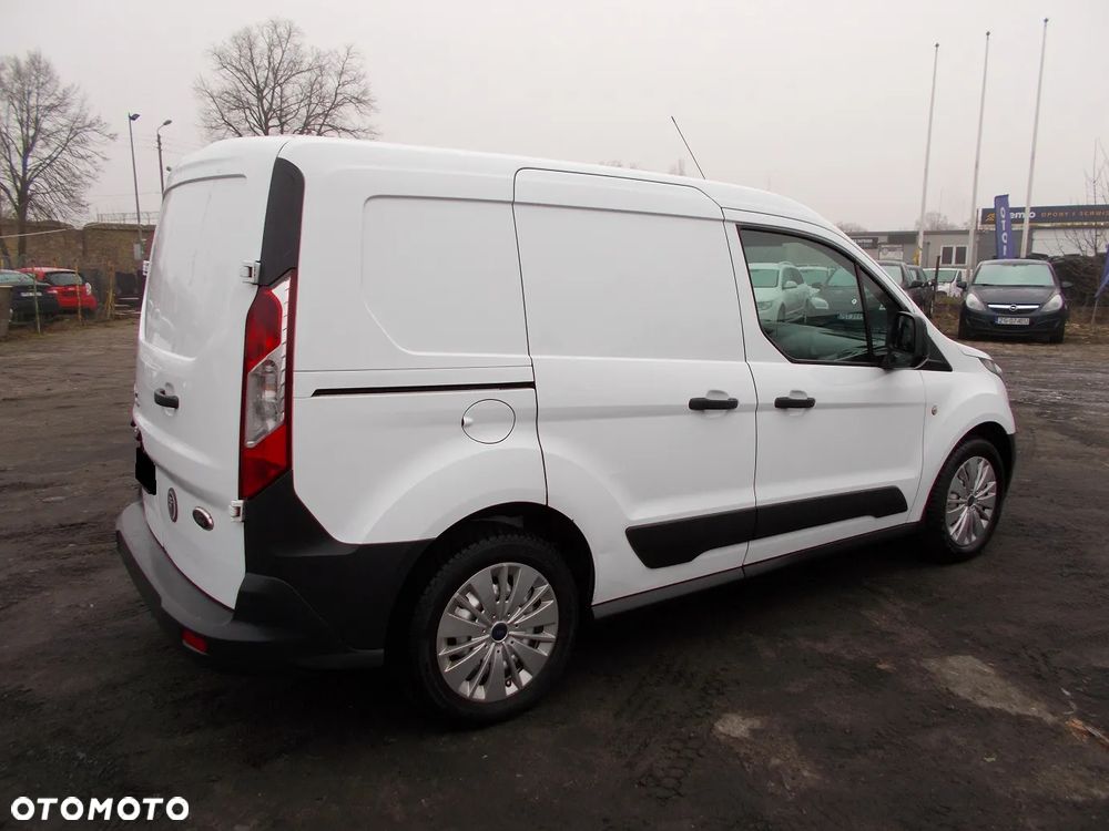 Ford Transit Connect - 3