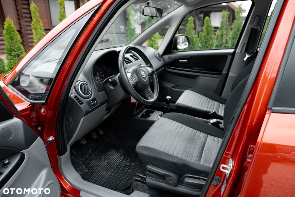 Suzuki SX4 1.6 VVT 4x4 Comfort - 16