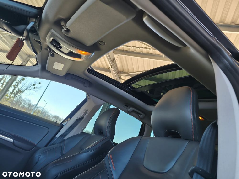 Volvo XC 60 D4 Geartronic Ocean Race - 21