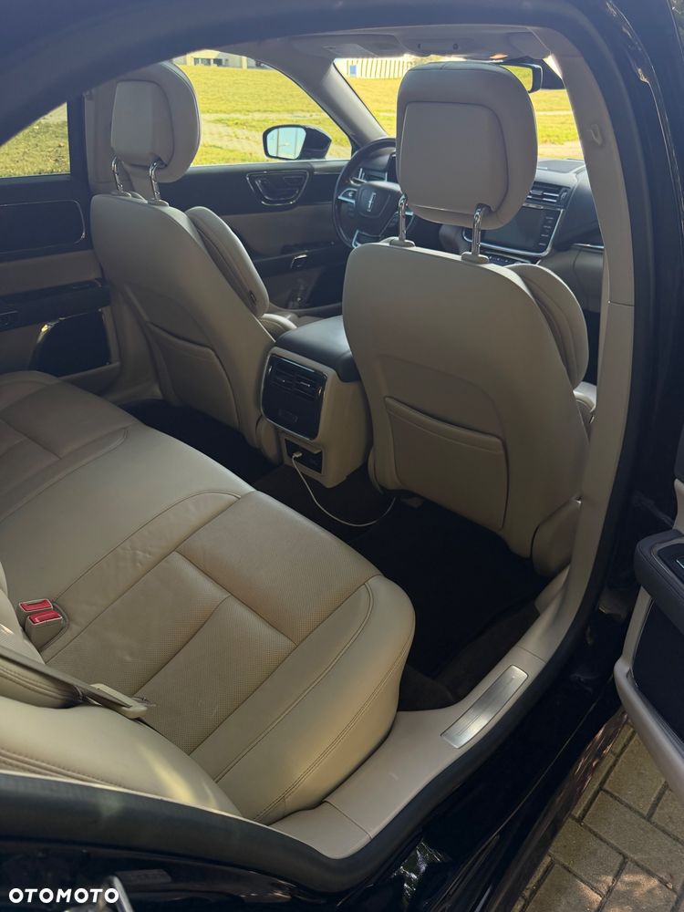 Lincoln Continental - 23