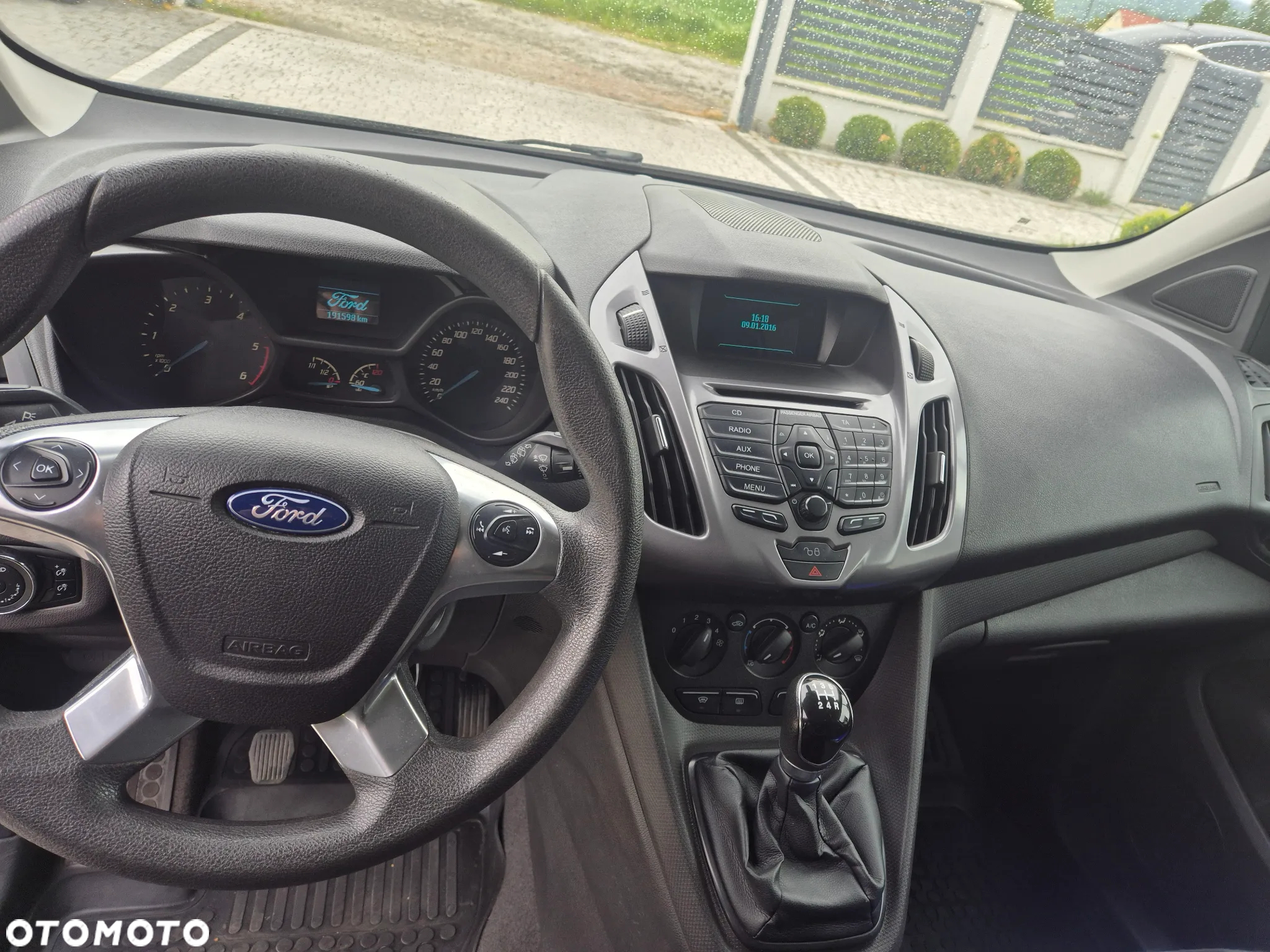 Ford Tourneo Connect - 9
