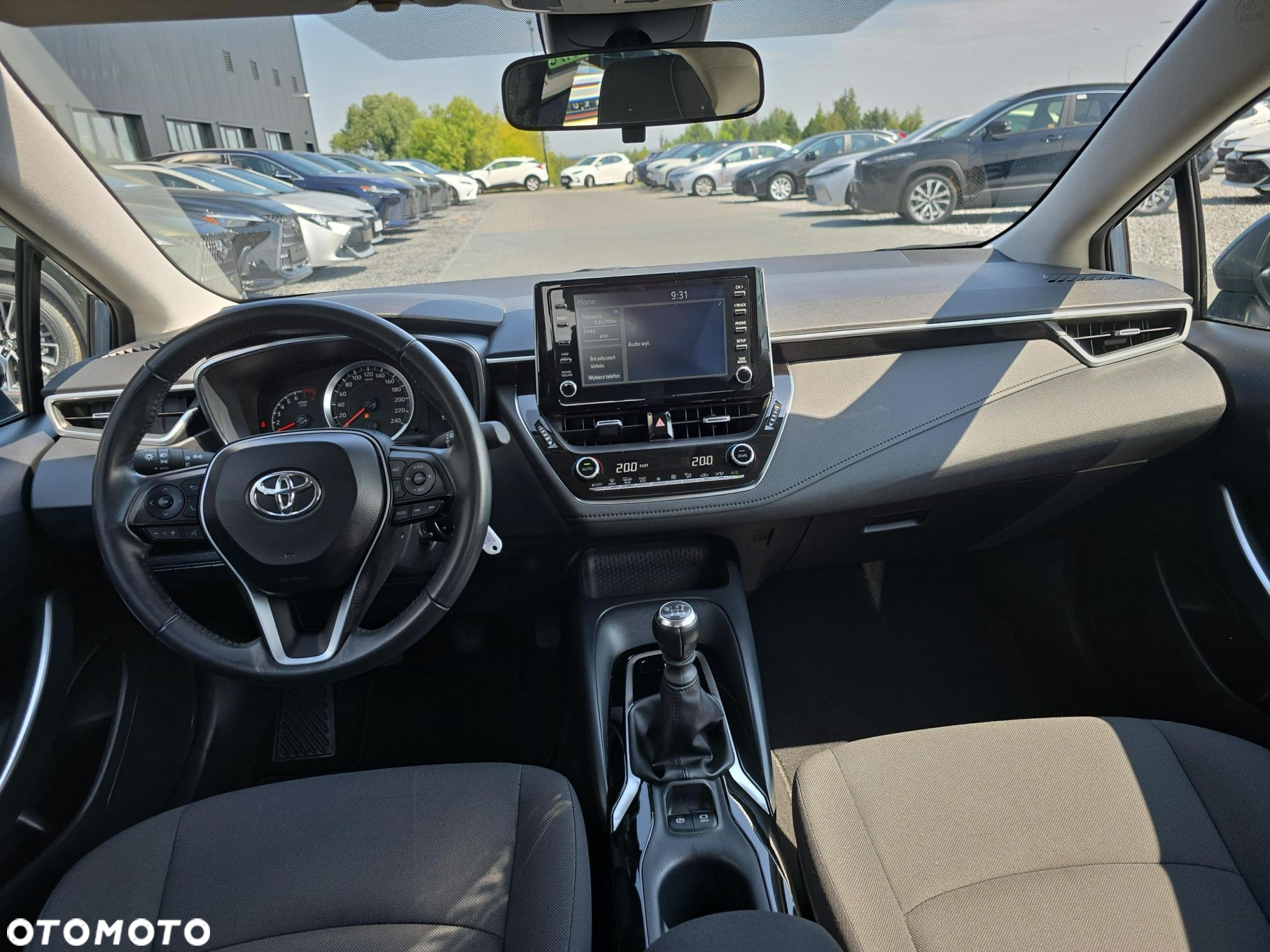Toyota Corolla - 11