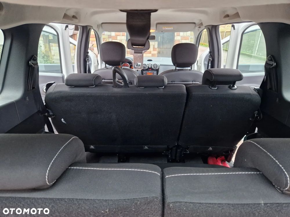 Dacia Lodgy 1.6 SCe Laureate S&S - 13