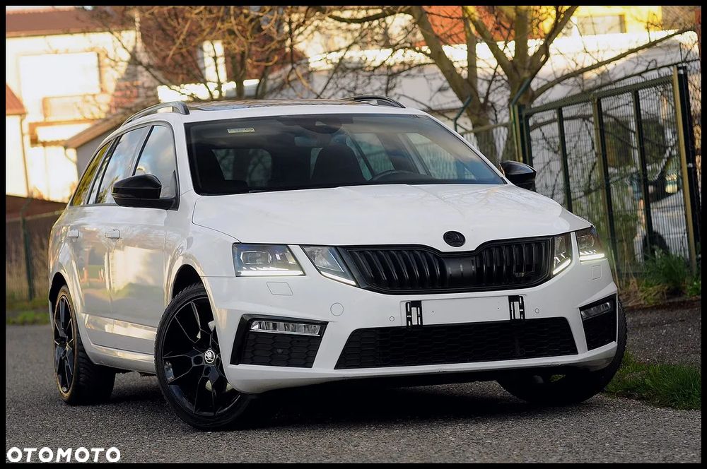 Skoda Octavia 2.0 TDI 4x4 DSG RS - 9