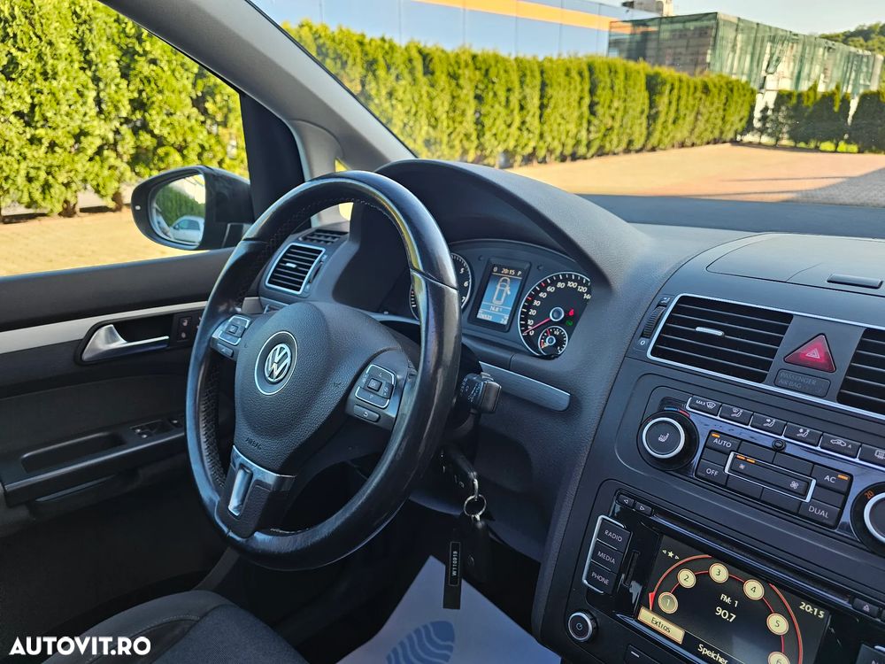 Volkswagen Touran 1.4 TSI DSG STYLE - 18