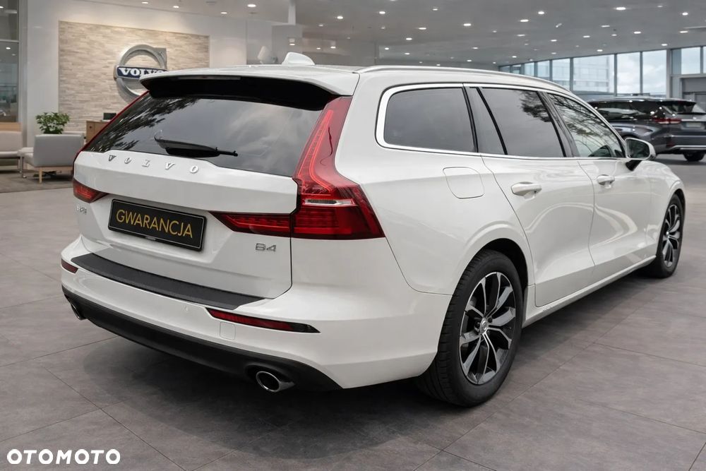 Volvo V60 B4 D Geartronic Momentum Pro - 4