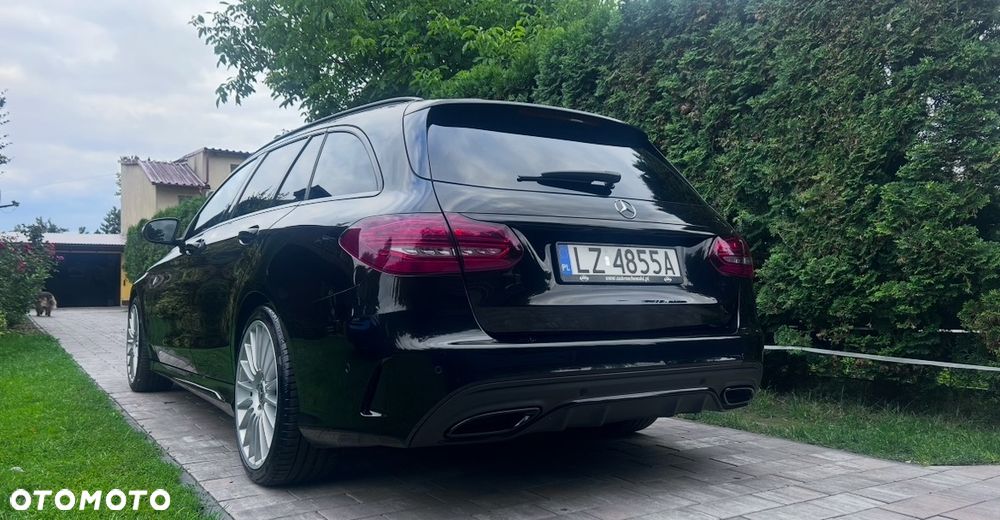 Mercedes-Benz Klasa C 300 d 9G-TRONIC - 6
