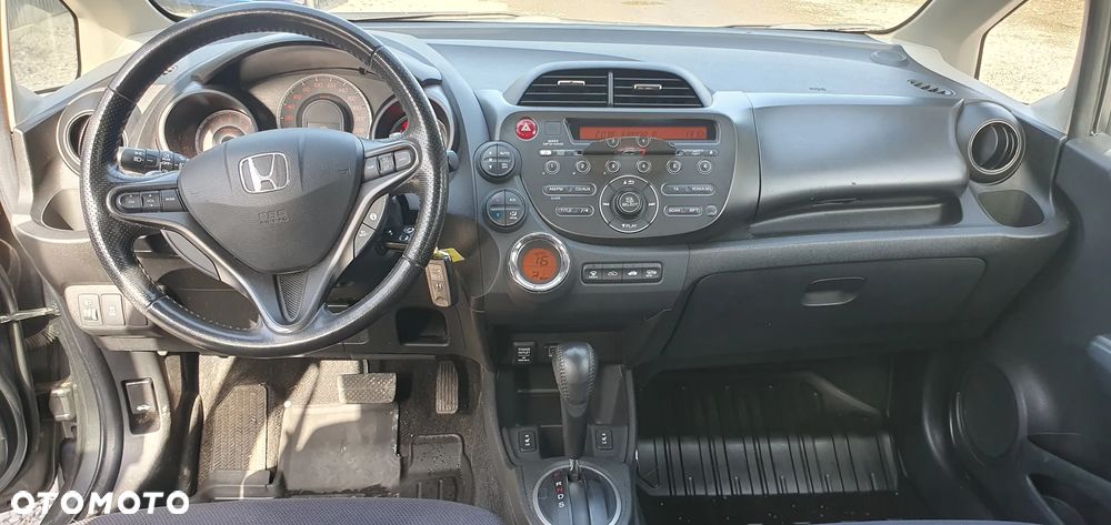 Honda Jazz 1.4 Elegance CVT - 17
