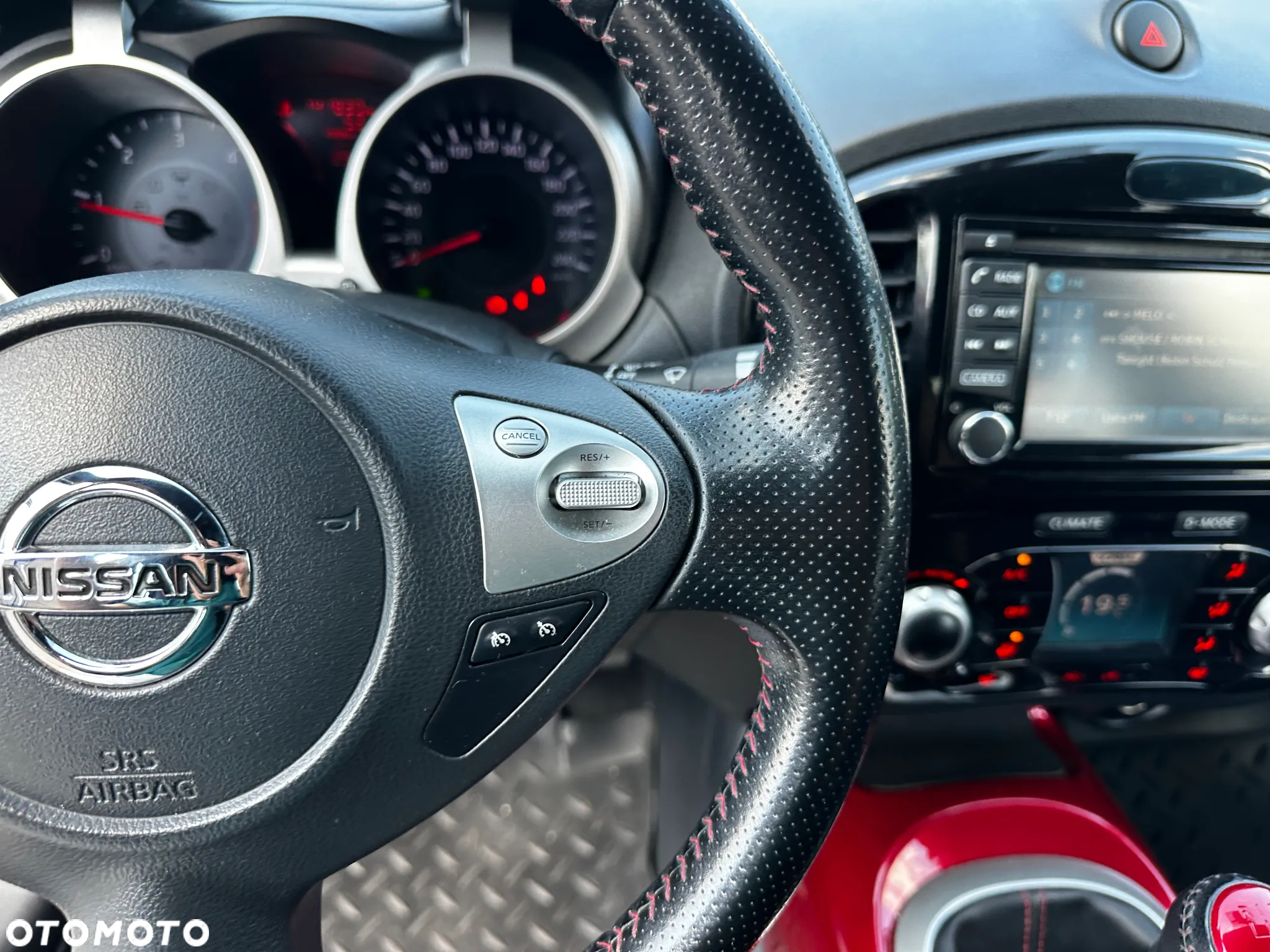 Nissan Juke - 11