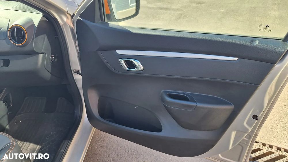 Dacia Spring ESSENTIAL - 22