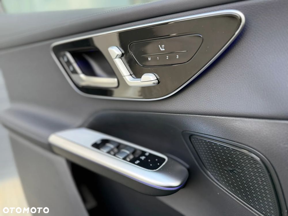 Mercedes-Benz GLC - 17