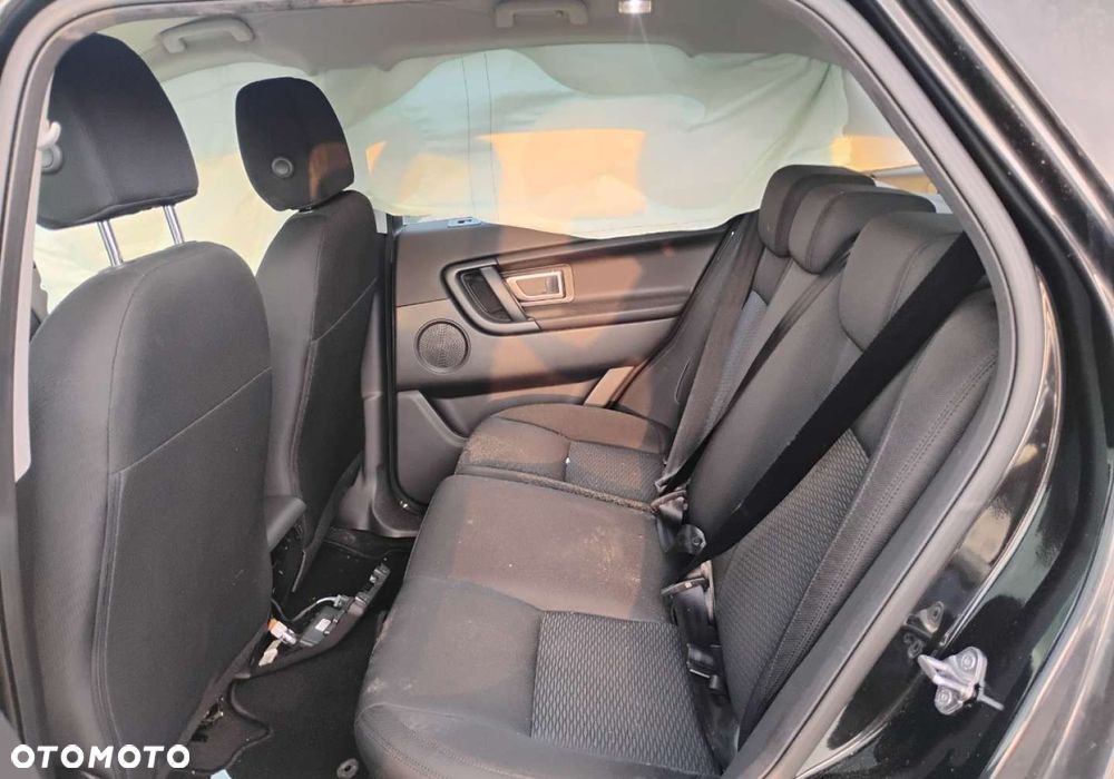 Land Rover Discovery Sport - 10