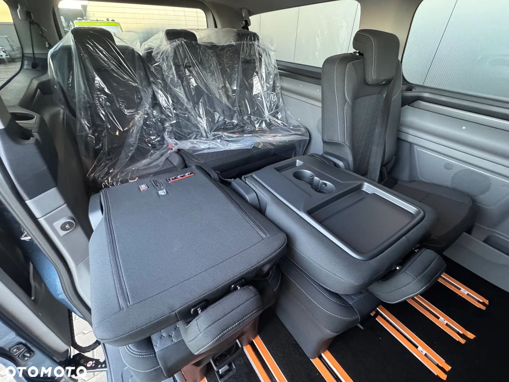 Ford Tourneo Custom 2.0 EcoBlue 320 L2 Titanium - 16