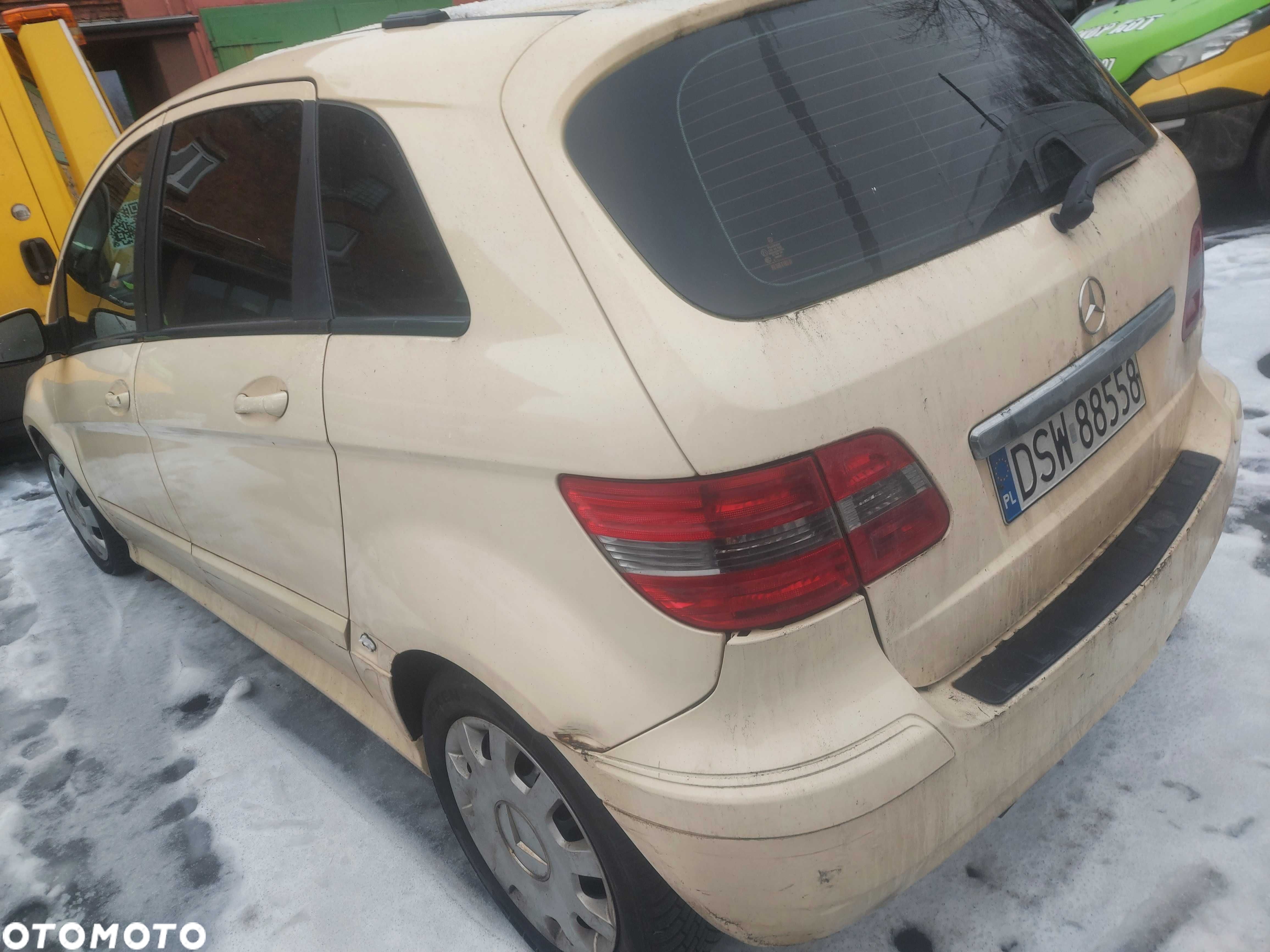 Mercedes B-Klasa W245 kolor 623 klapa tylna FV dostawa - 2