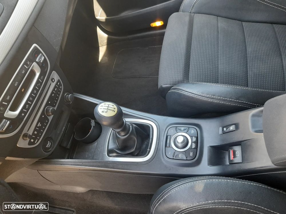 Renault Mégane Sport Tourer ENERGY dCi 110 Start & Stopp Expression - 11