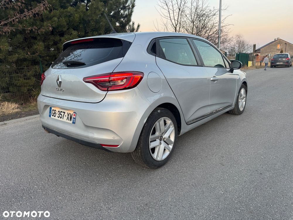 Renault Clio BLUE dCi 85 EXPERIENCE - 4