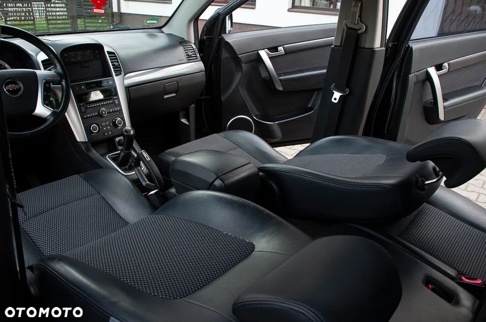 Chevrolet Captiva 2.4 2WD 7 Sitzer LS - 28