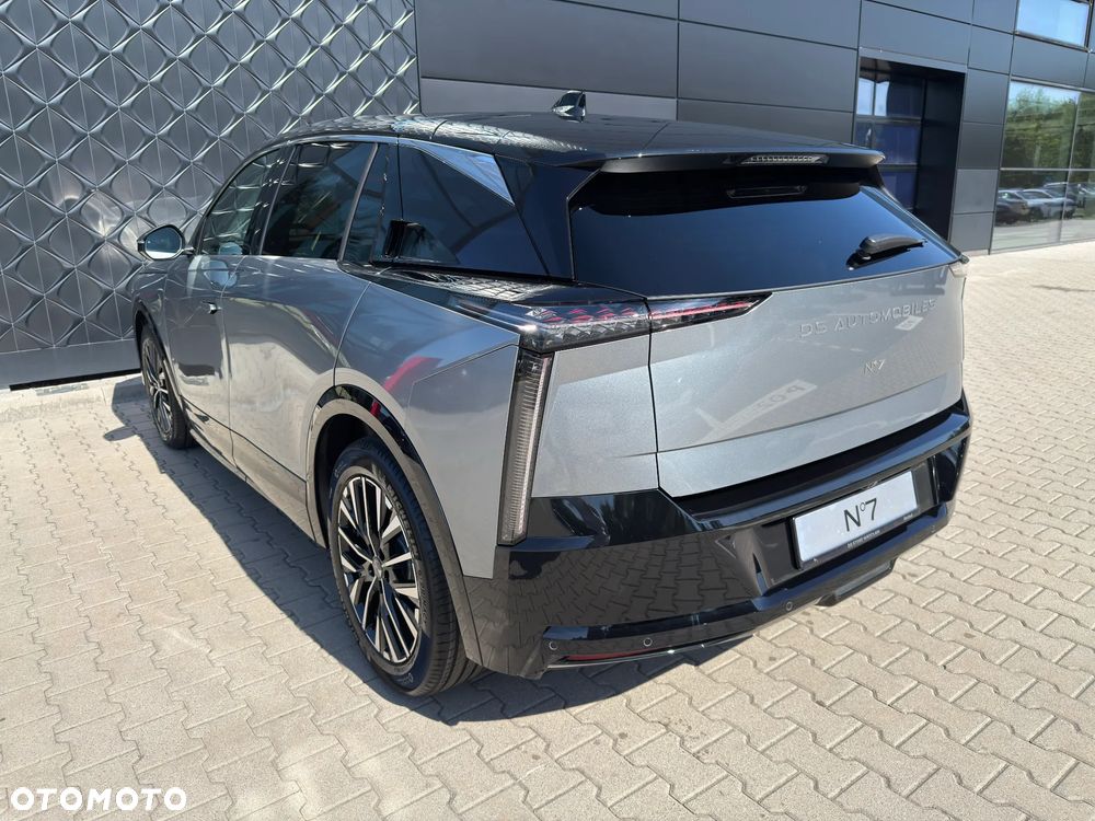 DS Automobiles N°7 1.2 mHEV La Premiere eDCS6 - 8