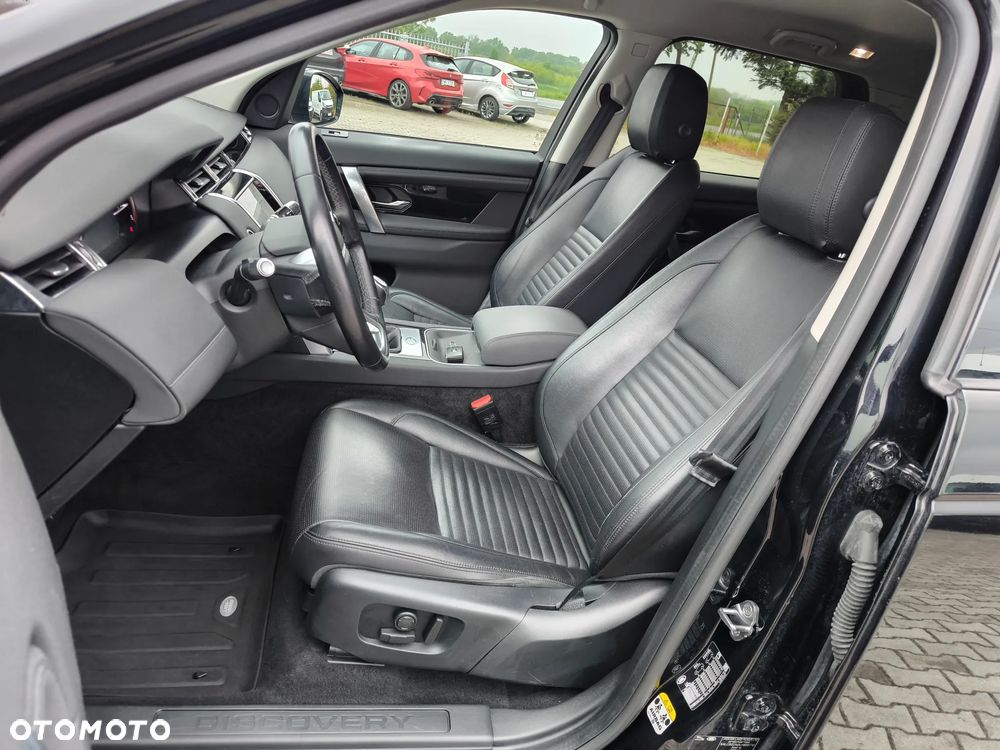 Land Rover Discovery Sport D150 FWD - 18