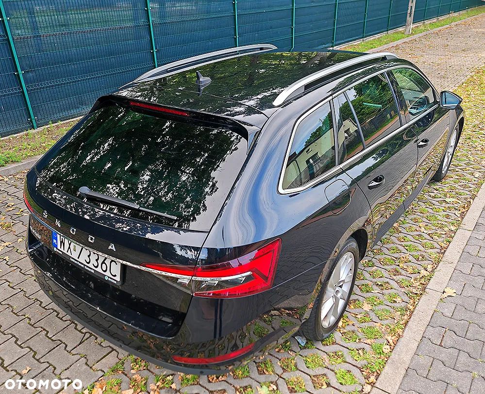 Skoda Superb 2.0 TDI SCR Style DSG - 28